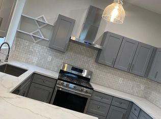 1553 Glenwood Rd, Glendale, CA 91201
