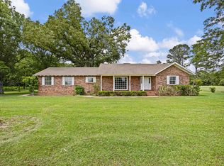 1160 W Gum Log Rd, Russellville, AR 72802