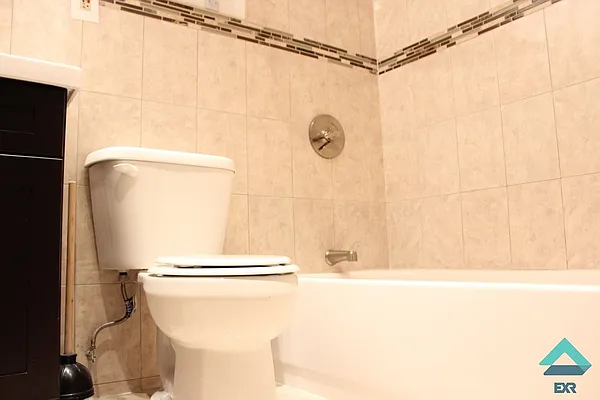 Rented by EXR | media 16