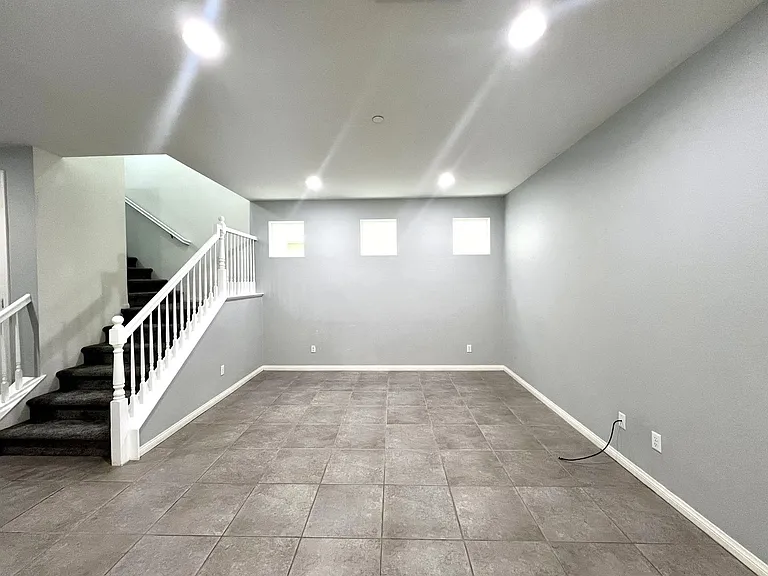 6072 Snapdragon St — Photo 2