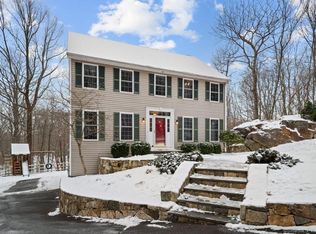 15 Purdy Station Rd, Newtown, CT 06470