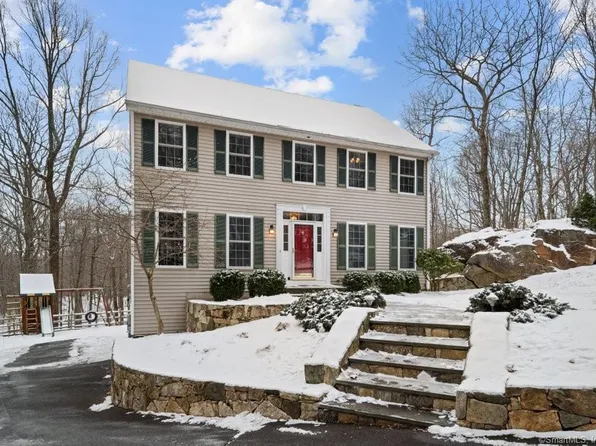 15 Purdy Station Road, Newtown, CT 06470