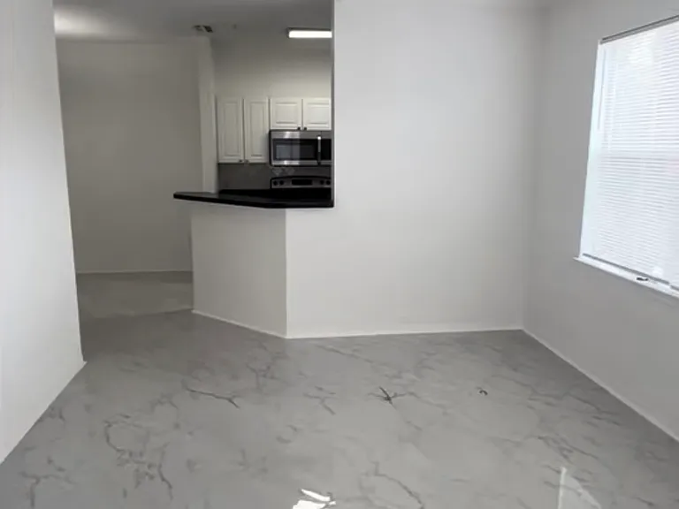 18001 Richmond Place Dr #227 — Photo 10