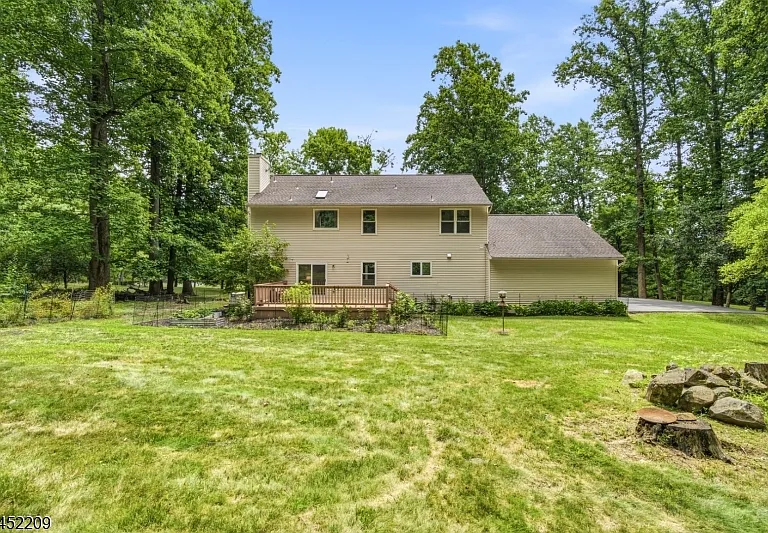 9 Stirrup Way — Photo 35