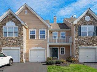 14 Battalion Dr, Basking Ridge, NJ 07920