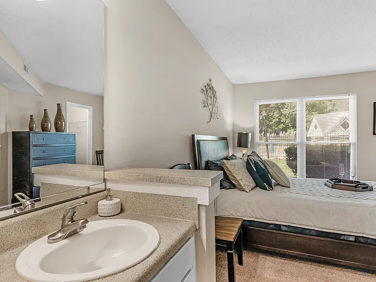 Oasis at Regal Oaks — Photo 21