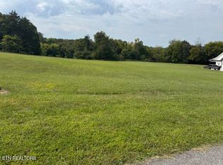 3438 Brigantine Cir, Louisville, TN 37777