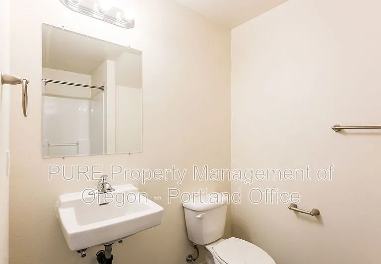 5490 SE Milwaukie Ave #105 — Photo 15