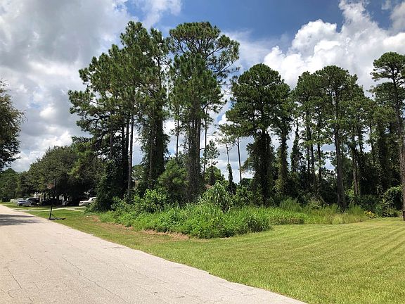 4th image of 2590 Coachman Dr