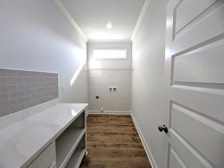 111 Nicole Britt Dr — Photo 30