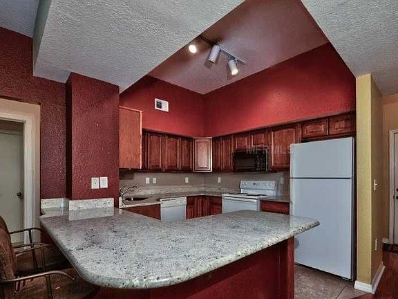 4th image of 402 S Armenia Ave Unit 117