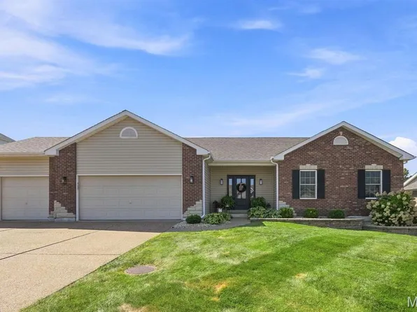 348 Fallon Pkwy, Saint Peters, MO 63376