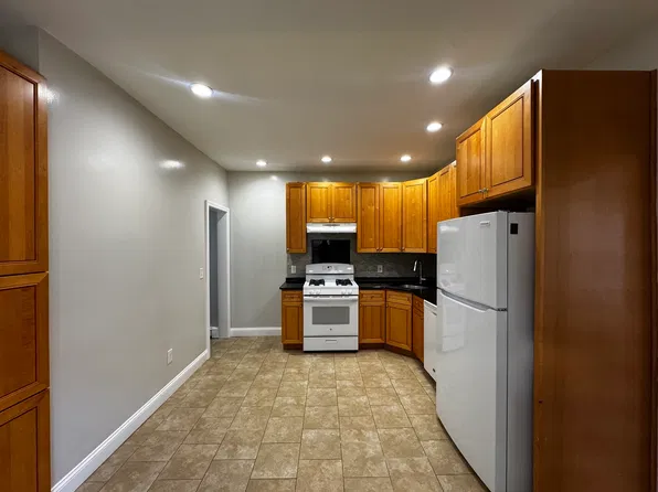 23 Everett Ave #1, Somerville, MA 02145