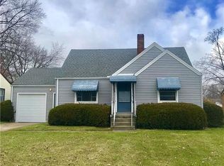 34 Island Dr, Poland, OH