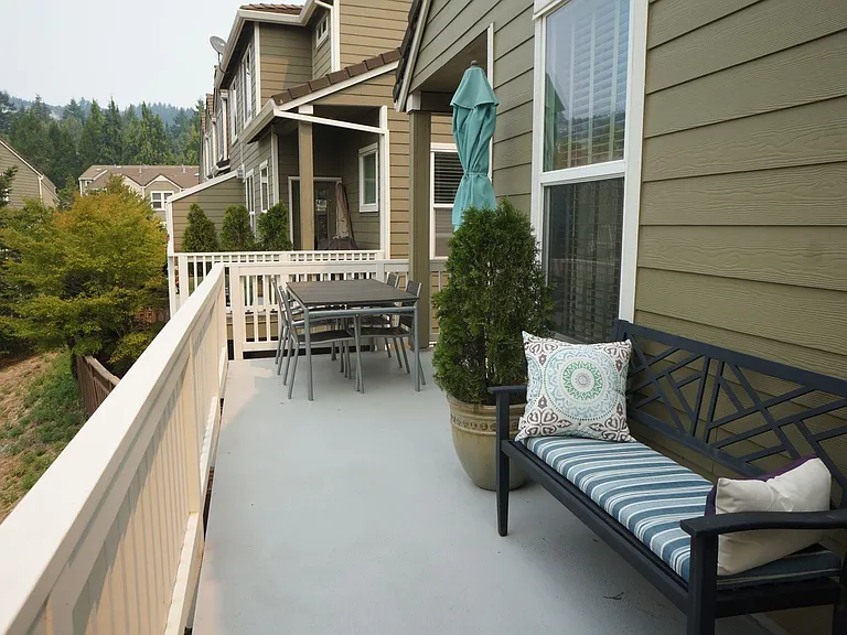 2649 NW Kennedy Ct — Photo 13
