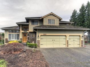 23522 SE 285th St, Maple Valley, WA 98038