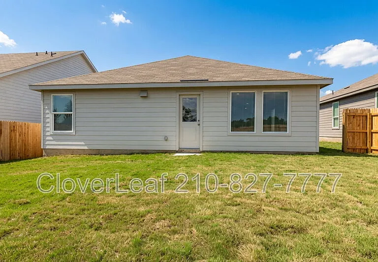 528 Wolf Crest Blvd — Photo 24