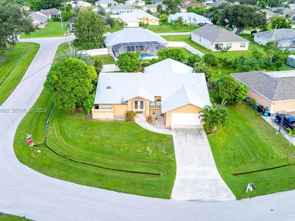 6958 NW Hartney Way, Port Saint Lucie, FL 34983