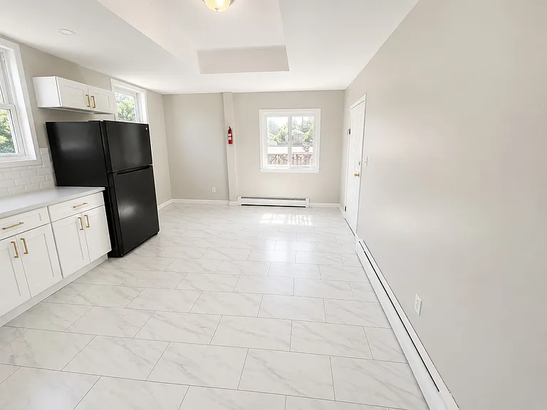 378 S 12th St #2 — Photo 15