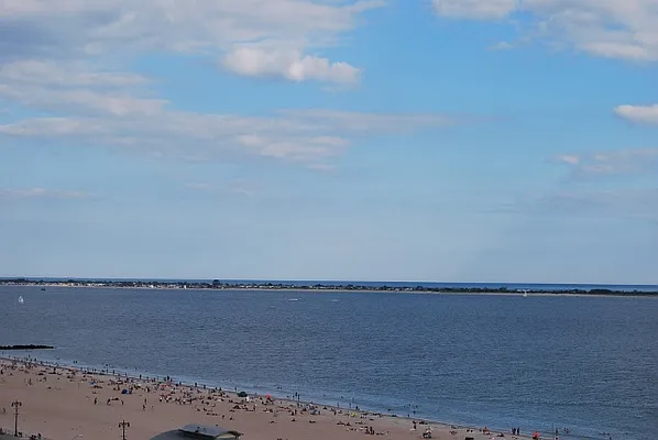 Sold by S&S Ocean Bay Properties | media 22