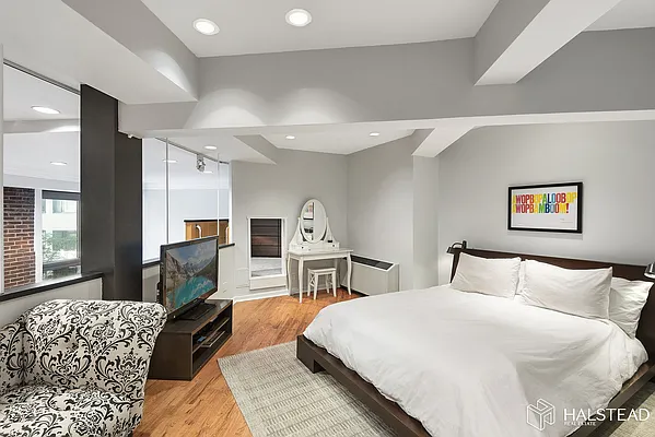 Sold by Halstead Real Estate | media 4