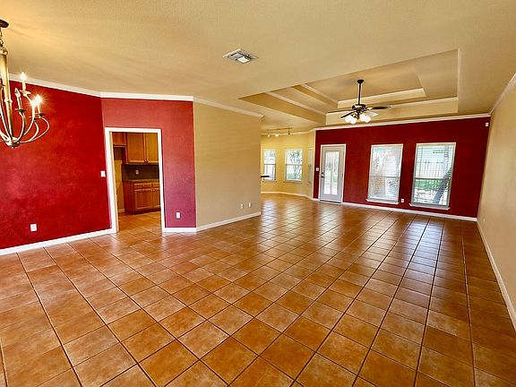 3rd image of 745 Centennial Bnd