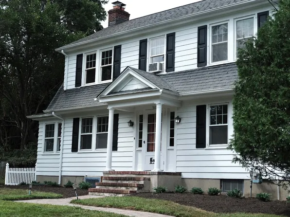 (undisclosed Address), Pt Jefferson, NY 11777