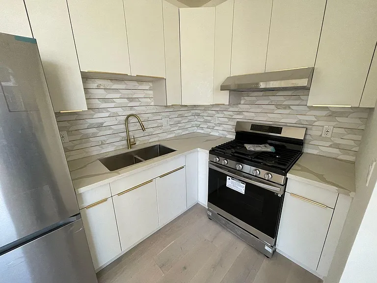 5537 W 3rd St #5537 — Photo 1