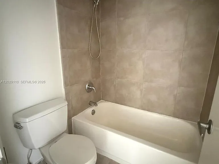 750 NE 64th St #B316 — Photo 21
