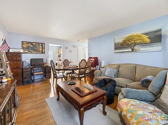5th image of 77 Quinn Street