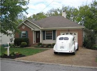 355 N Birchwood Dr, Hendersonville, TN 37075