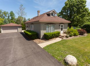 1900 Maple Ave, Downers Grove, IL 60515