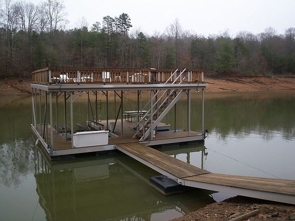 3rd image of 52 Toto Creek Dr W