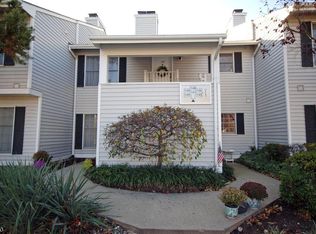 148 Mockingbird Ct, Three Bridges, NJ 08887