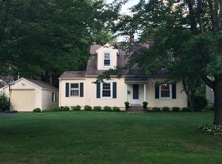 1118 Millington Rd, Niskayuna, NY 12309