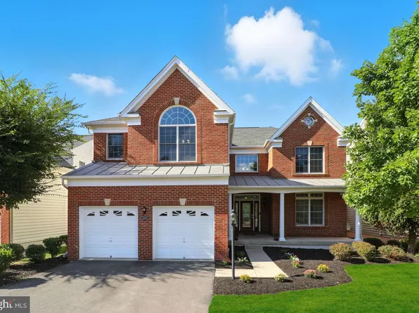 43080 Addlestone Pl, Ashburn, VA 20148