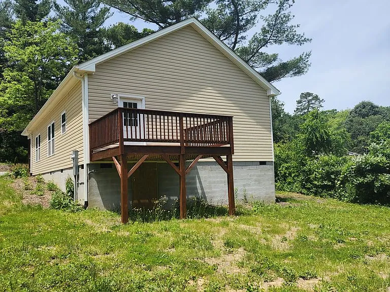 68 Brevard Knoll Dr — Photo 21