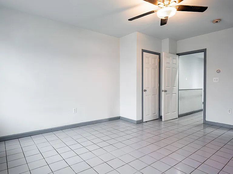 1327 Snyder Ave #2 — Photo 14