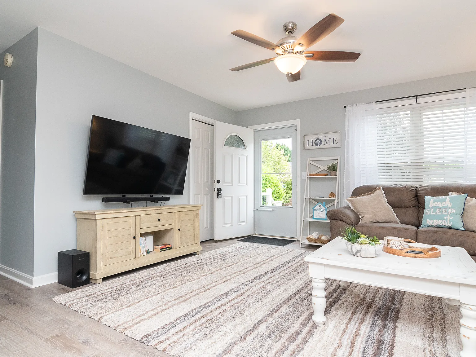 3 bed, 1645 sqft, $3,000 — Photo 4