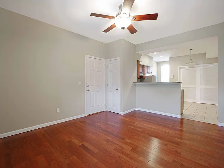 5200-5208 Wilson Ave #5204 — Photo 14