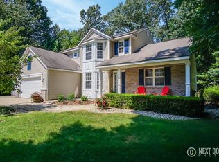 14957 Aspen Ln, Grand Haven, MI 49417