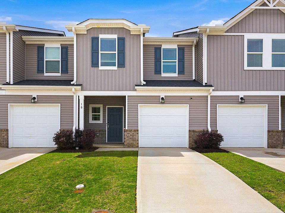 1st image of 10 Rockshire Trl