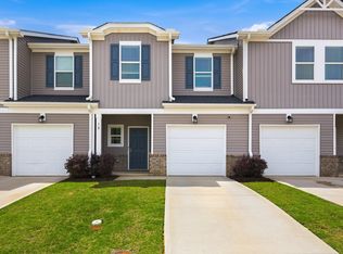 10 Rockshire Trl, Fountain Inn, SC 29644