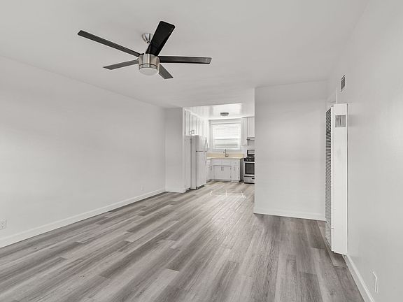 2nd image of 1521 E 2nd St APT 4