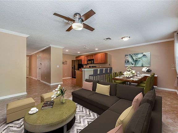 4th image of 1052 Coquina Rock St