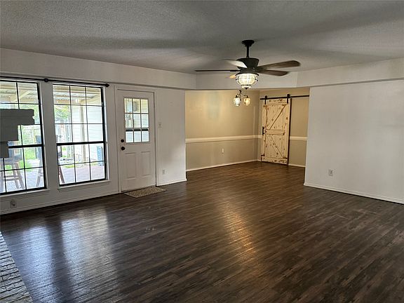4th image of 144 Hollie Cir
