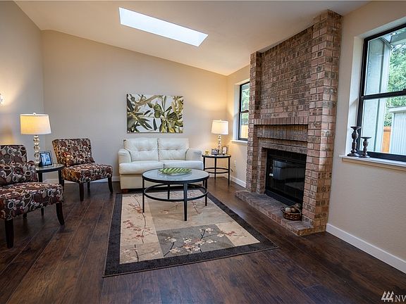 5th image of 211 145th Street Ct E