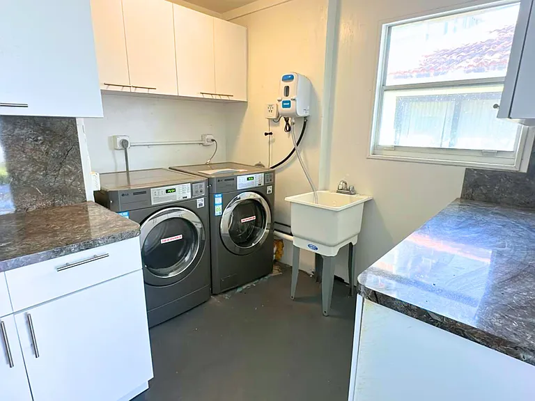 421 Sunset Dr #3 — Photo 8