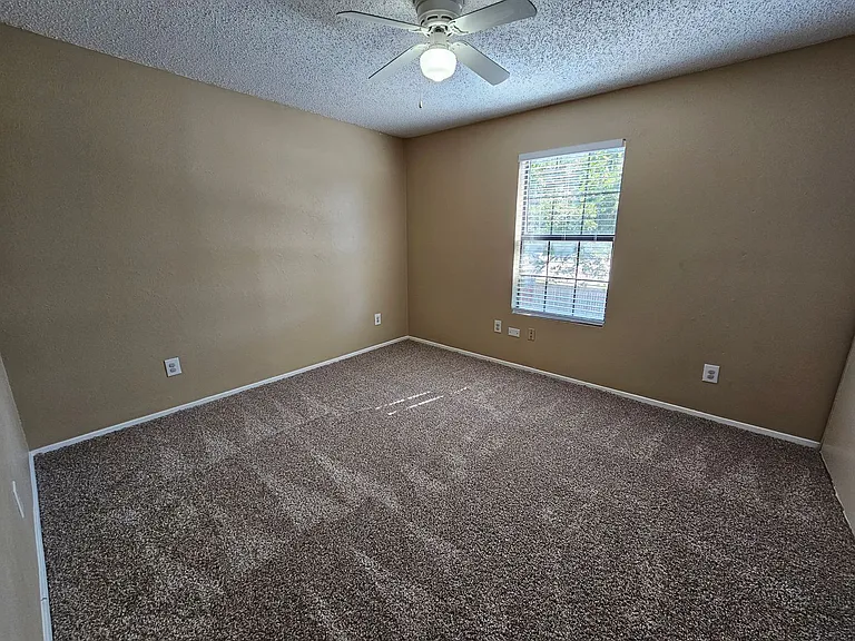 202 Samuel Blvd #3C — Photo 19