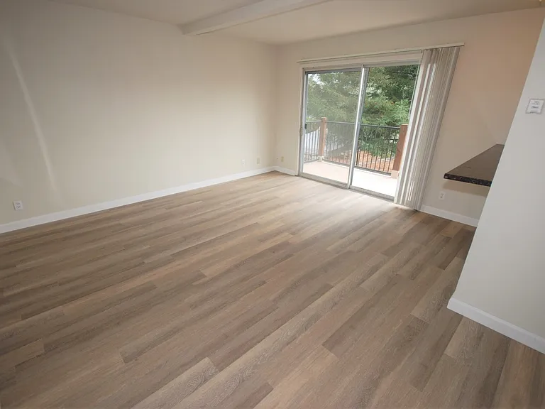 140 San Marco Av. — Photo 2